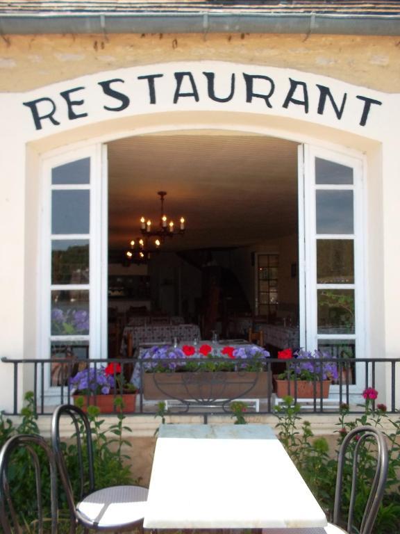 Hotel Le Barrage Mauzac-et-Grand-Castang Exterior foto